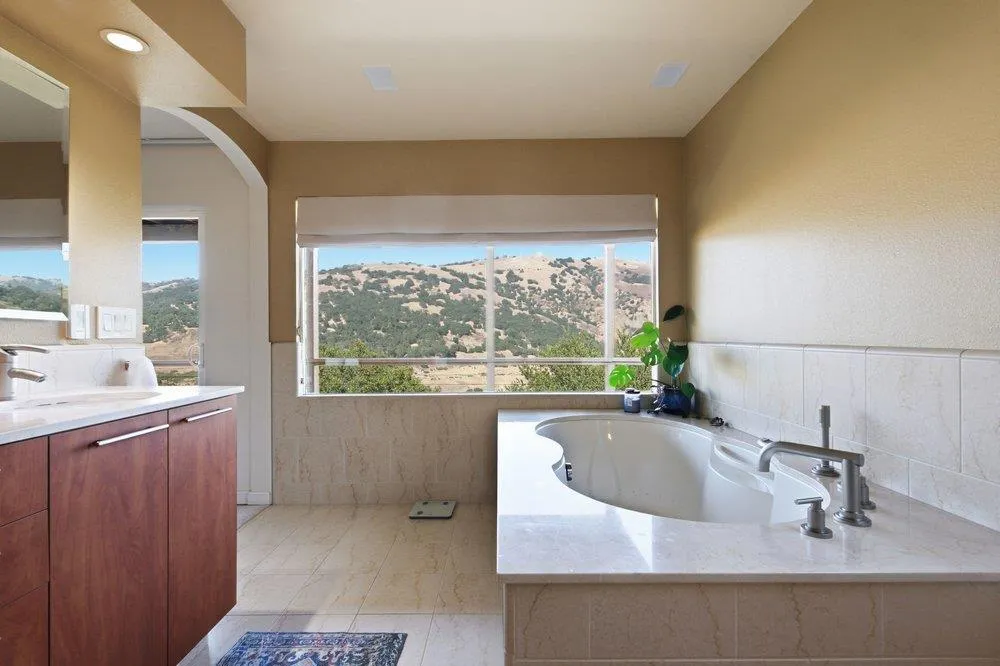 17240 Copper Hill Drive Morgan Hill, CA 95037