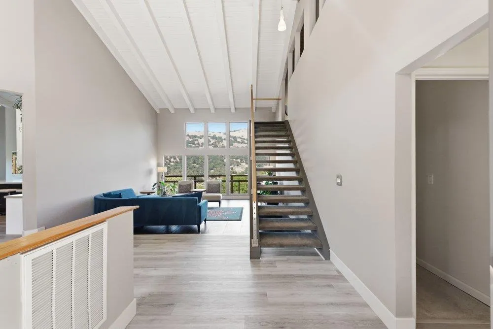 17240 Copper Hill Drive Morgan Hill, CA 95037
