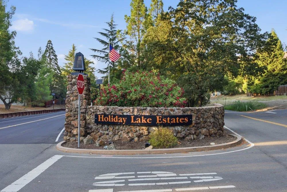 17240 Copper Hill Drive Morgan Hill, CA 95037