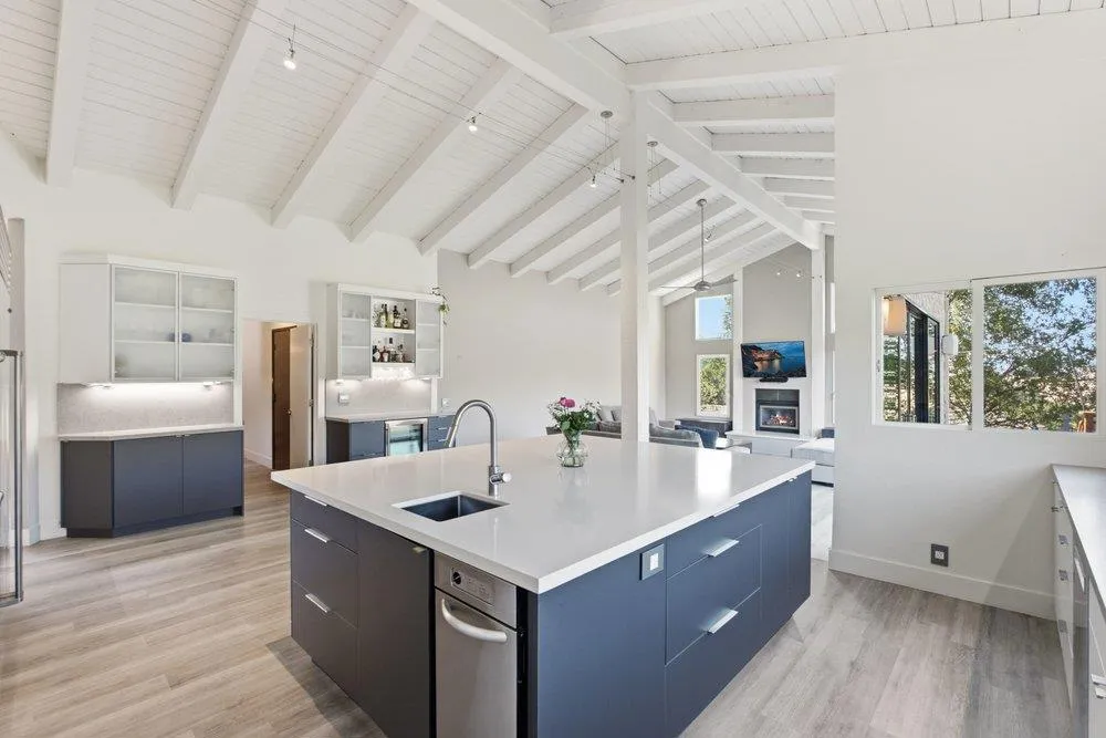 17240 Copper Hill Drive Morgan Hill, CA 95037
