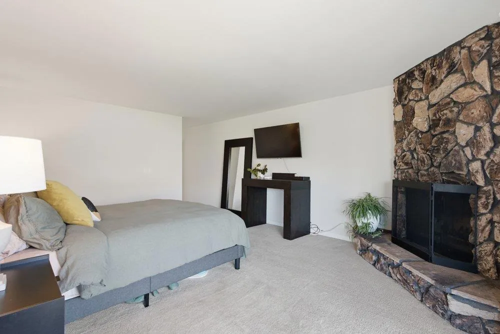 17240 Copper Hill Drive Morgan Hill, CA 95037