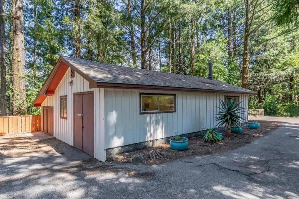 22425 Summit Road Los Gatos, CA 95033
