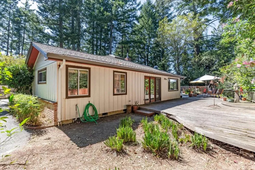 22425 Summit Road Los Gatos, CA 95033