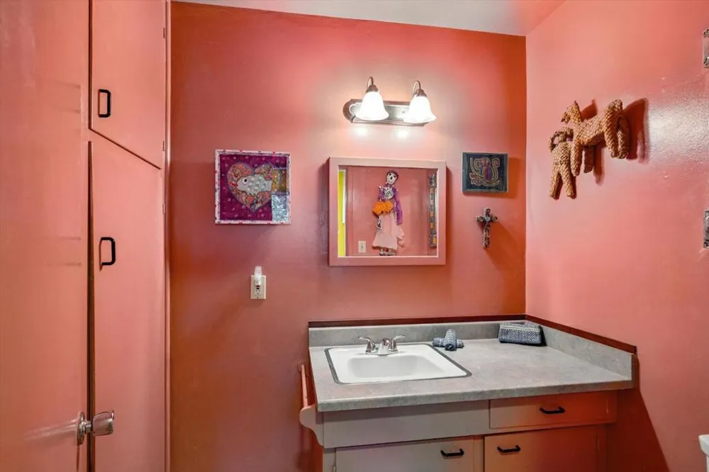 22425 Summit Road Los Gatos, CA 95033