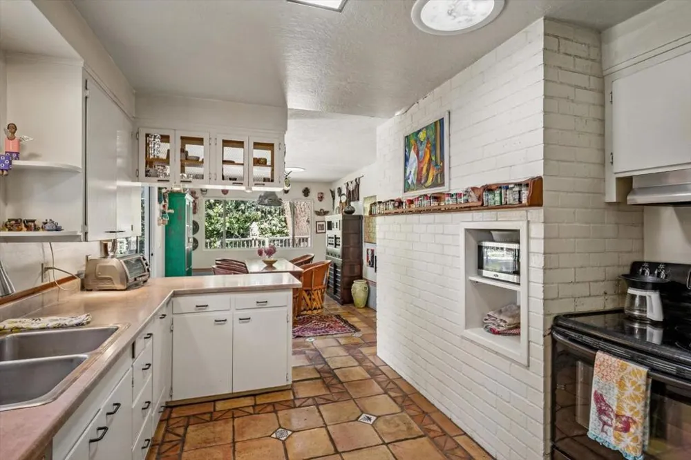 22425 Summit Road Los Gatos, CA 95033
