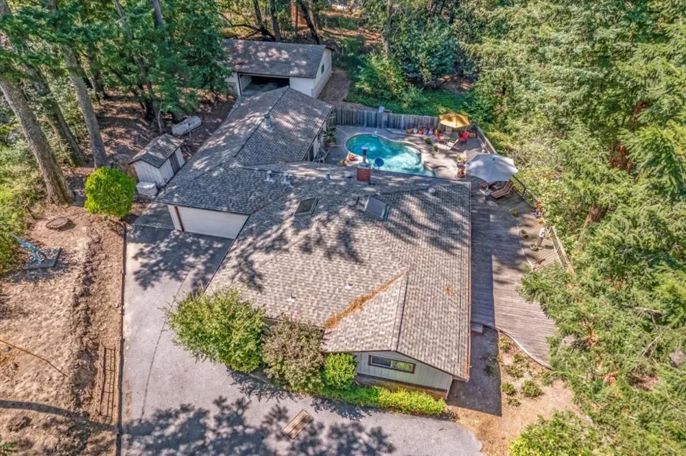 22425 Summit Road Los Gatos, CA 95033