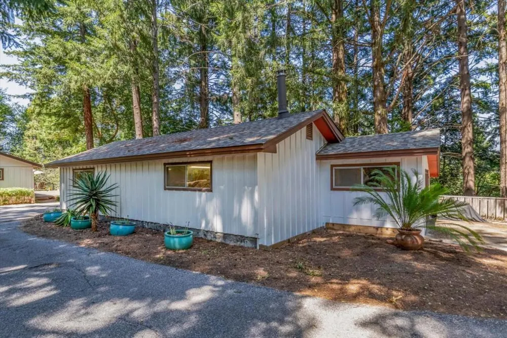 22425 Summit Road Los Gatos, CA 95033