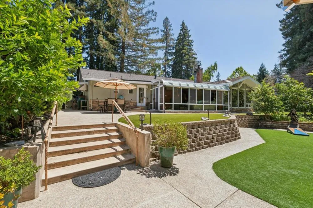 1650 Cordilleras Road Redwood City, CA 94062