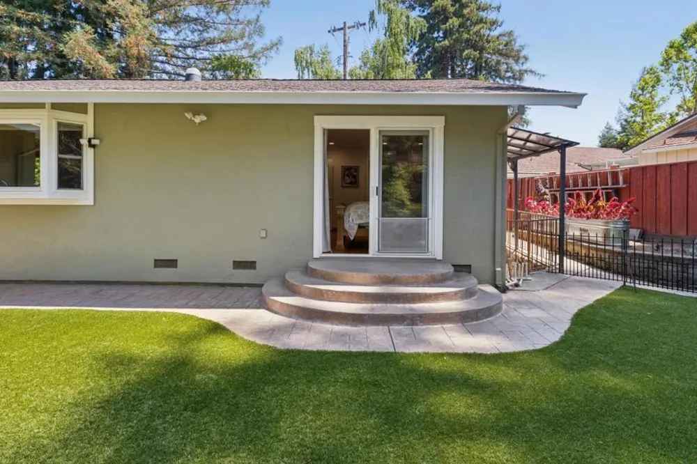 1650 Cordilleras Road Redwood City, CA 94062