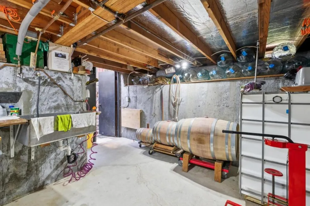 1650 Cordilleras Road Redwood City, CA 94062
