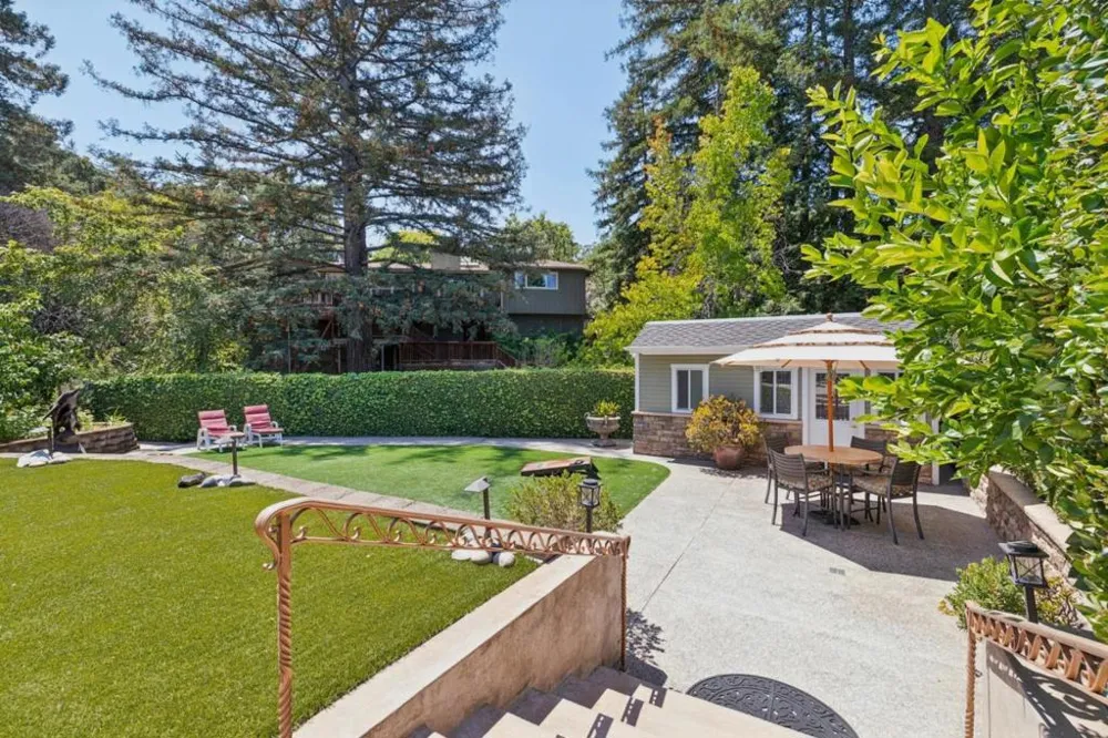 1650 Cordilleras Road Redwood City, CA 94062