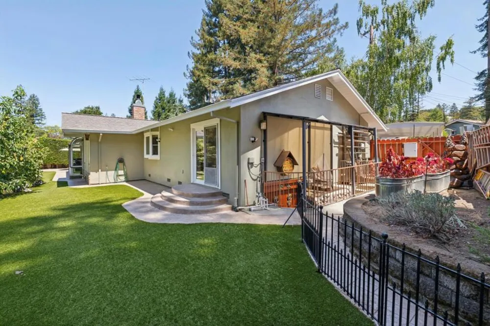 1650 Cordilleras Road Redwood City, CA 94062