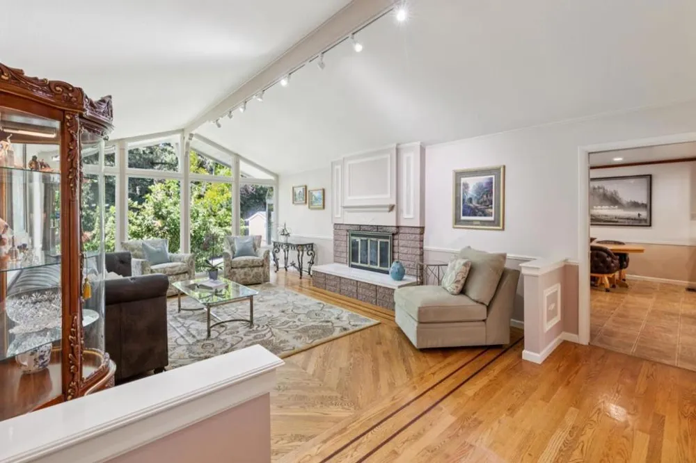 1650 Cordilleras Road Redwood City, CA 94062