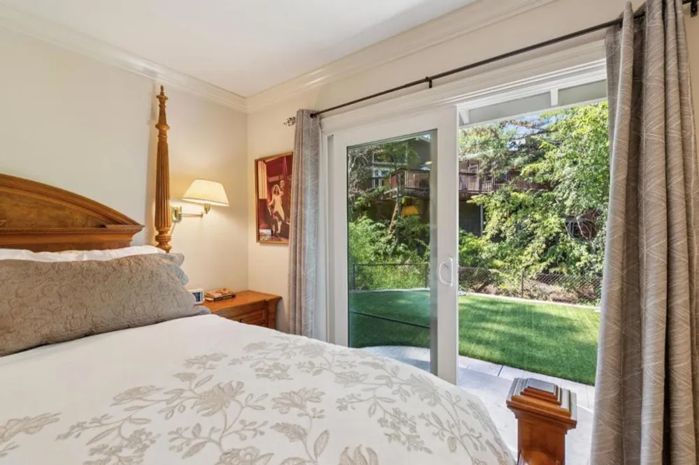 1650 Cordilleras Road Redwood City, CA 94062