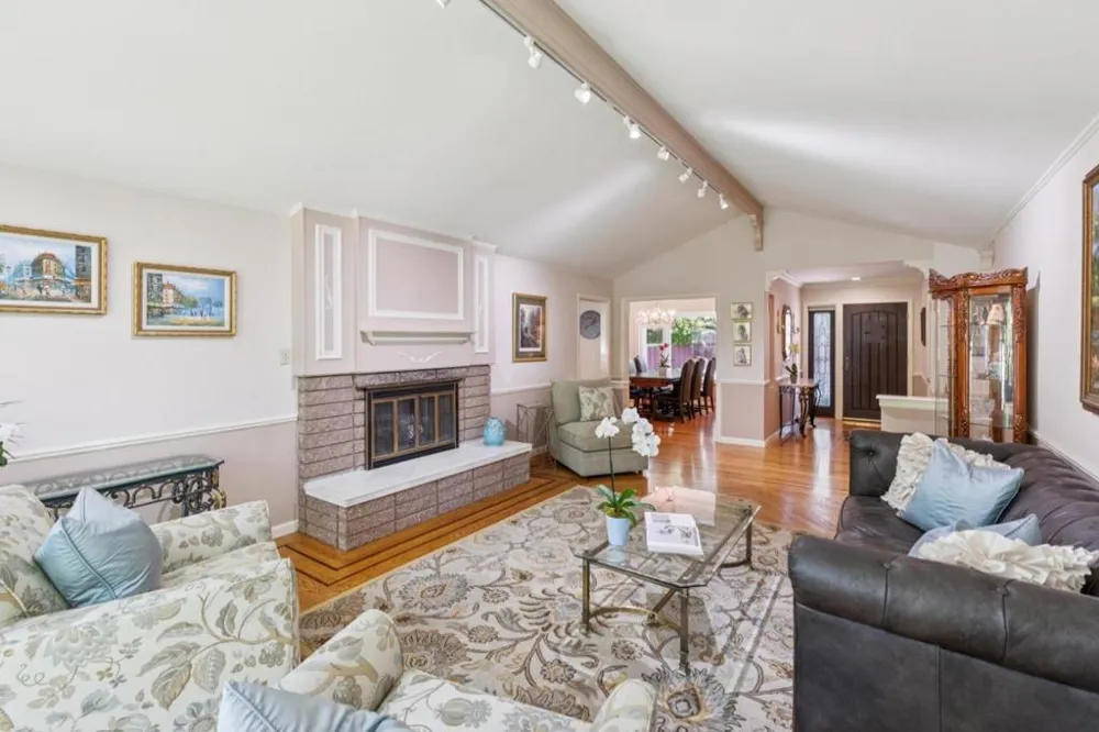 1650 Cordilleras Road Redwood City, CA 94062