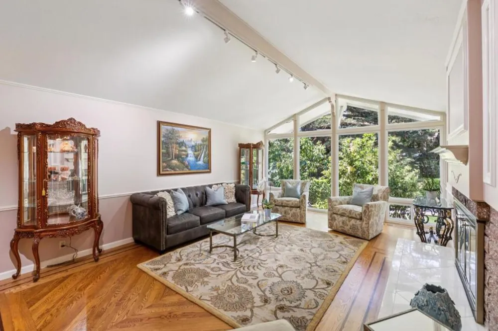 1650 Cordilleras Road Redwood City, CA 94062