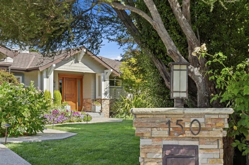 150 Doherty Way Redwood City, CA 94061