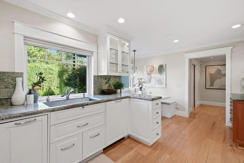 150 Doherty Way Redwood City, CA 94061