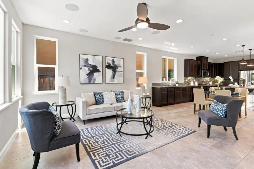 561 E Marcello Avenue Mountain House, CA 95391