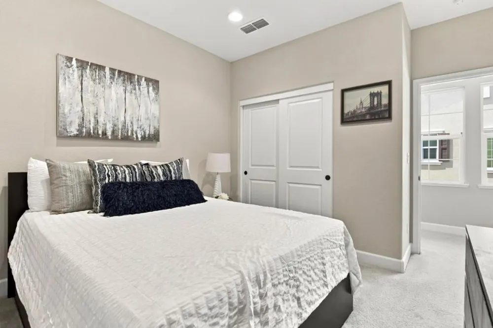 561 E Marcello Avenue Mountain House, CA 95391