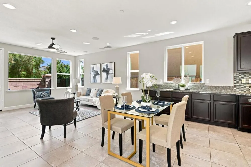 561 E Marcello Avenue Mountain House, CA 95391
