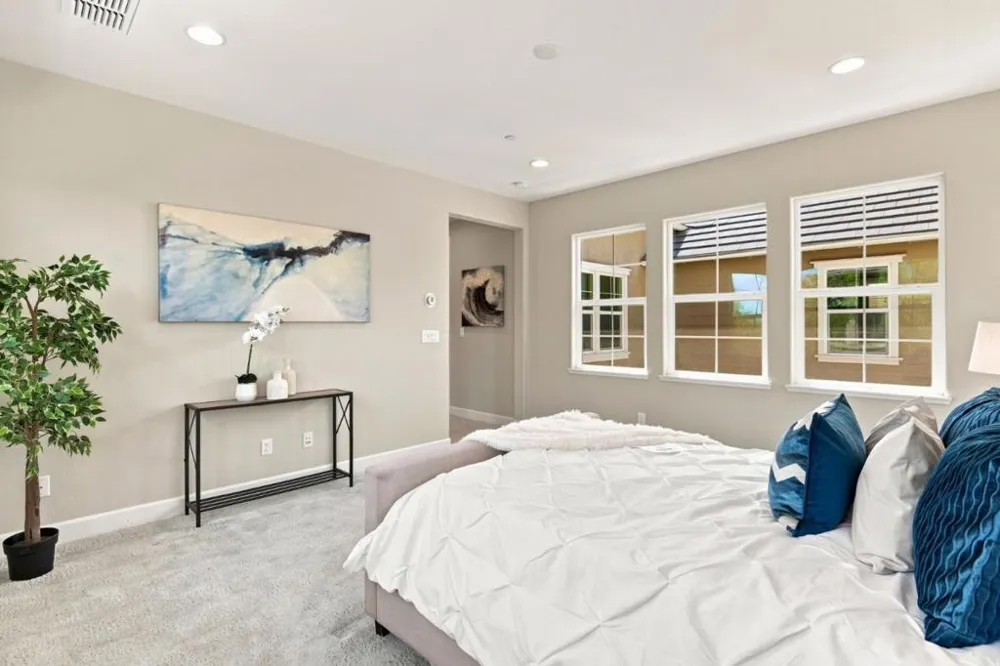 561 E Marcello Avenue Mountain House, CA 95391