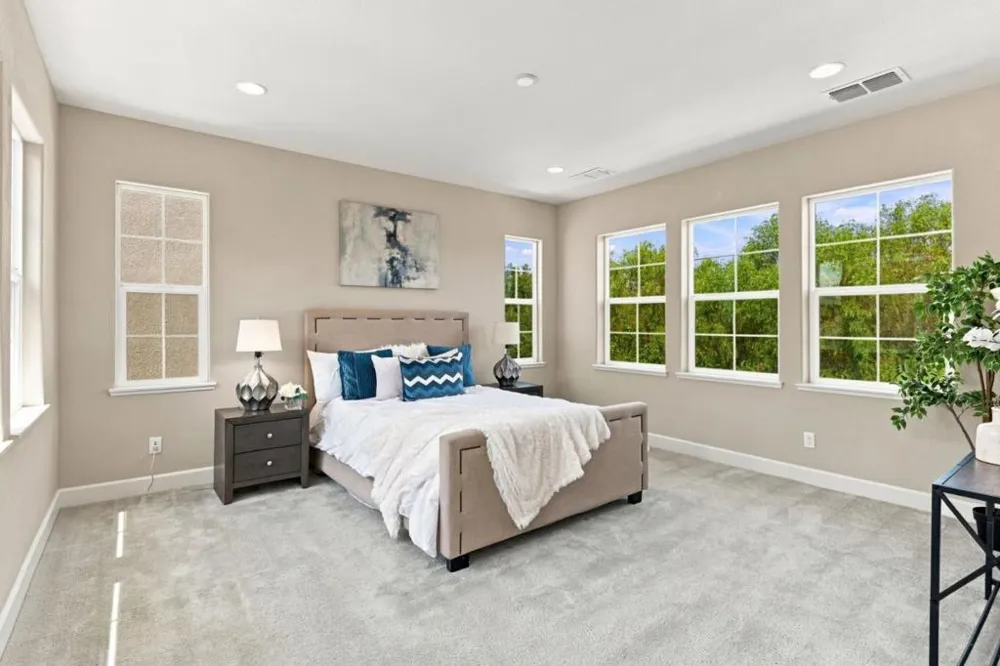 561 E Marcello Avenue Mountain House, CA 95391