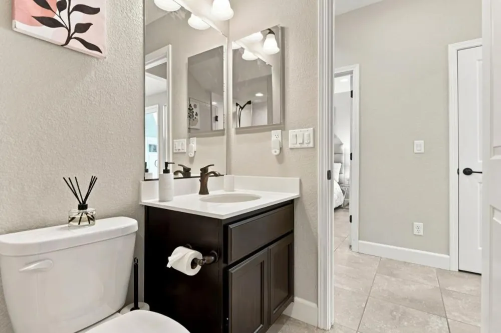 561 E Marcello Avenue Mountain House, CA 95391