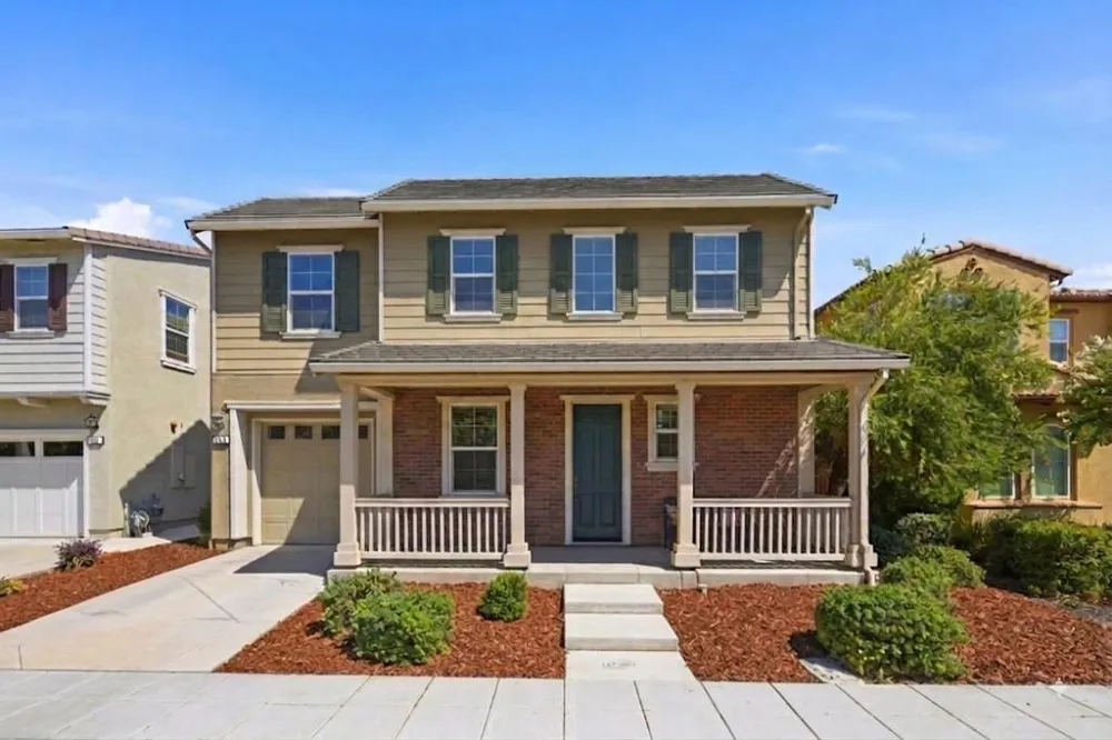 561 E Marcello Avenue Mountain House, CA 95391