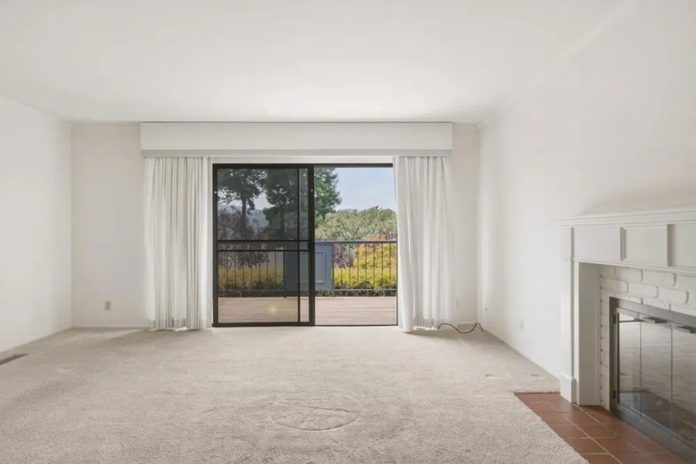 201 Del Mesa Carmel Carmel, CA 93923