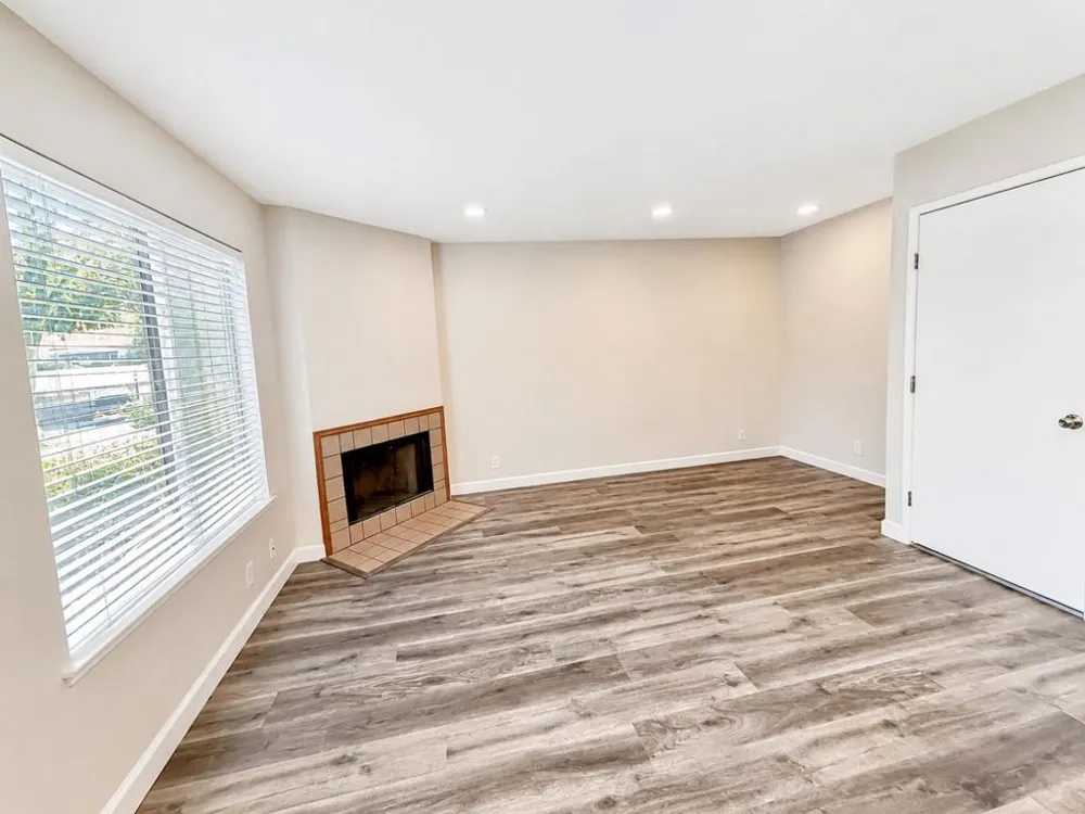 1245 Coyote Creek Place San Jose, CA 95116