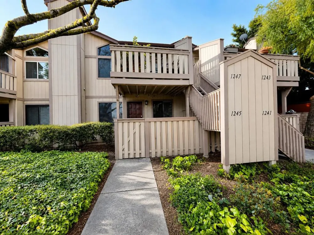1245 Coyote Creek Place San Jose, CA 95116