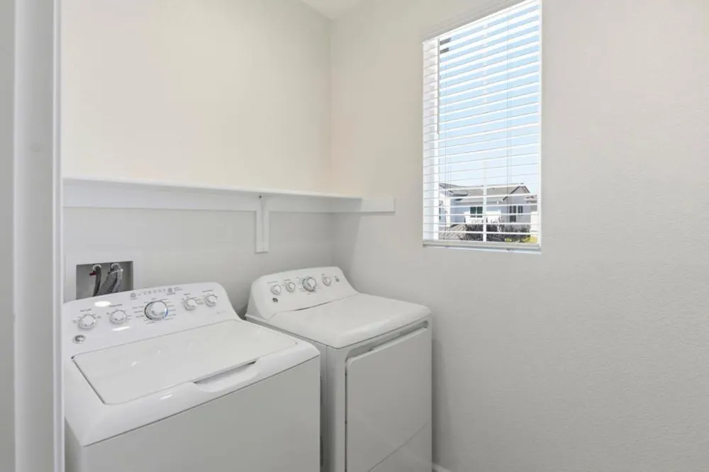 1446 S Terra Verde Street Mountain House, CA 95391