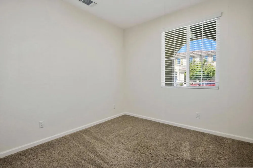 1446 S Terra Verde Street Mountain House, CA 95391
