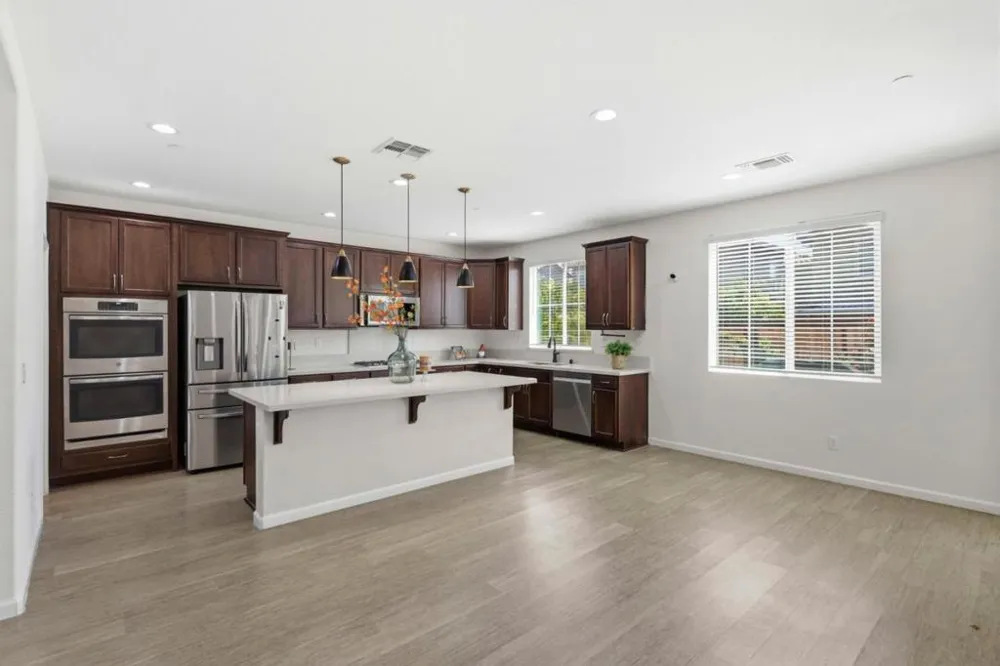 1446 S Terra Verde Street Mountain House, CA 95391