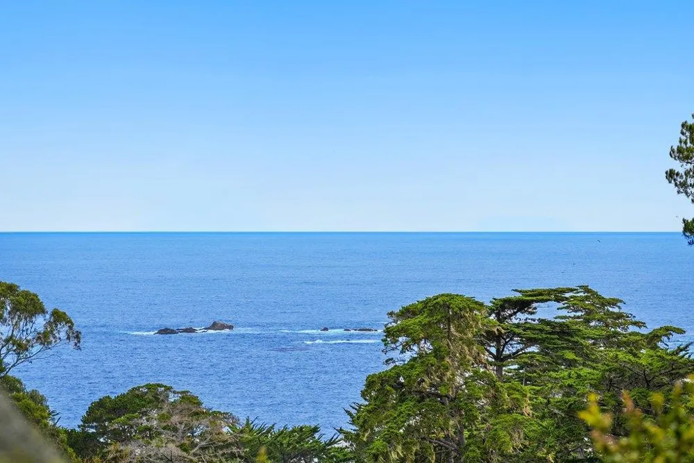 124 Cypress Carmel, CA 93923