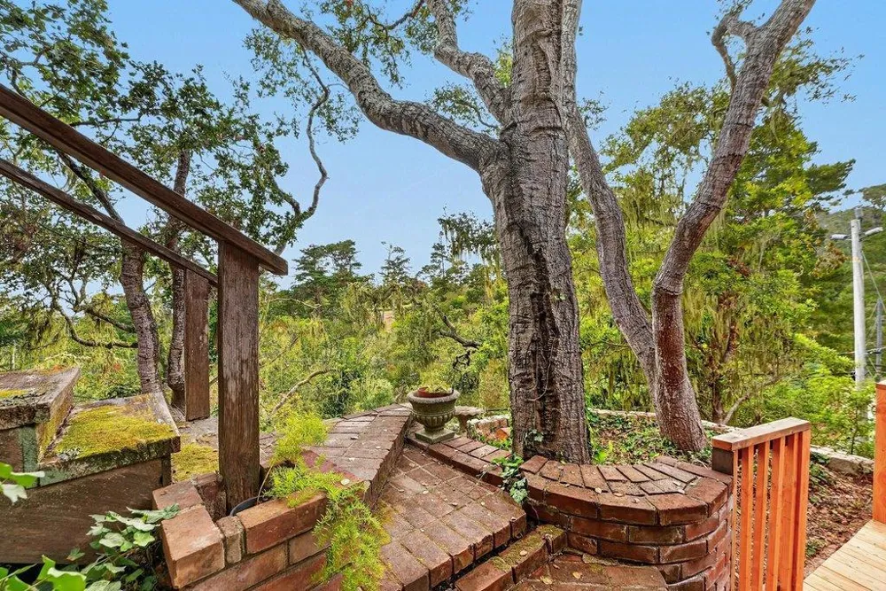 124 Cypress Carmel, CA 93923