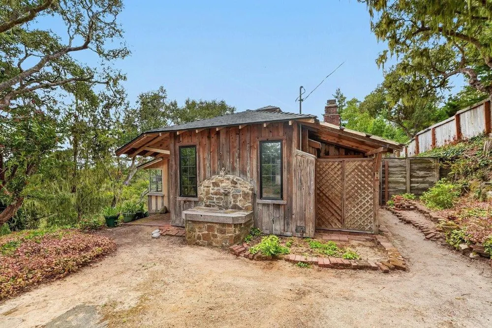 124 Cypress Carmel, CA 93923