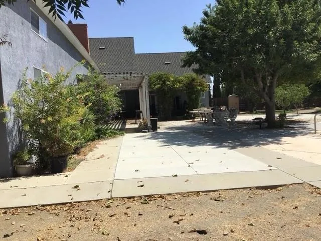 527 Canal School Road Newman, CA 95360
