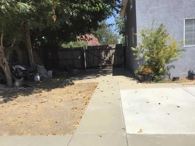 527 Canal School Road Newman, CA 95360