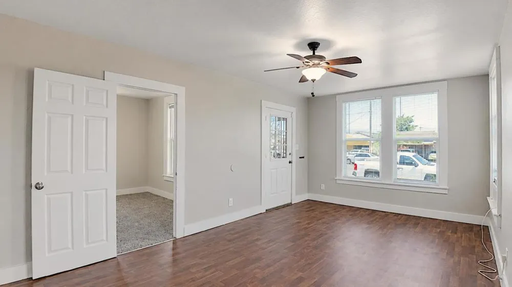 334 S 2nd Avenue Oakdale, CA 95361