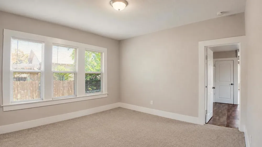 334 S 2nd Avenue Oakdale, CA 95361