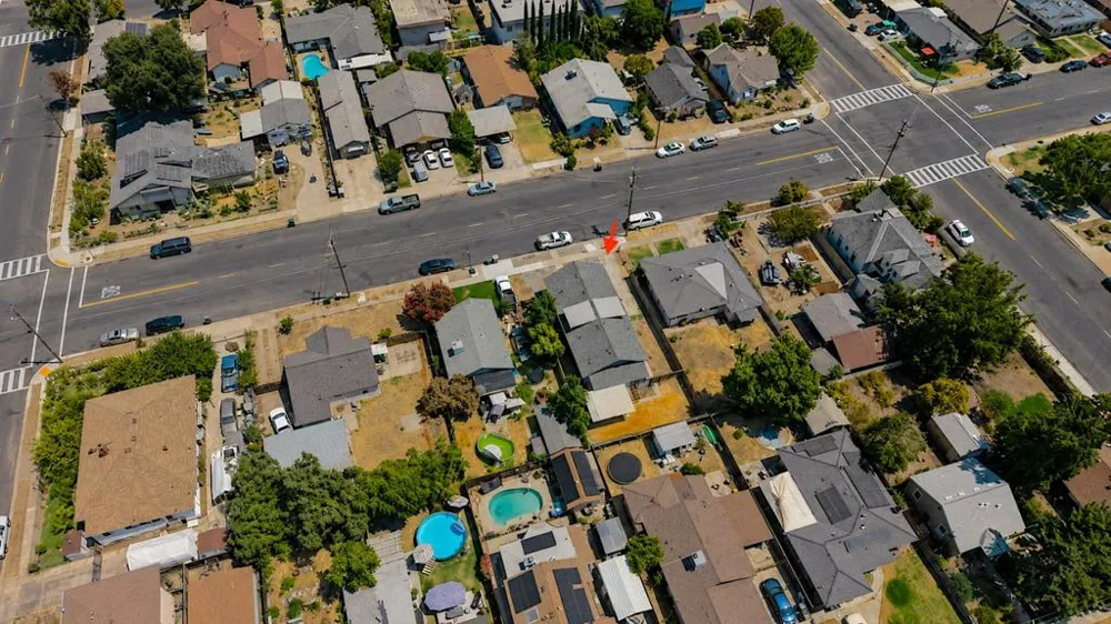 334 S 2nd Avenue Oakdale, CA 95361