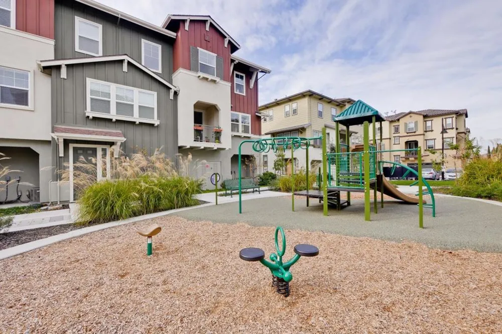 1052 Chamomile San Jose, CA 95133