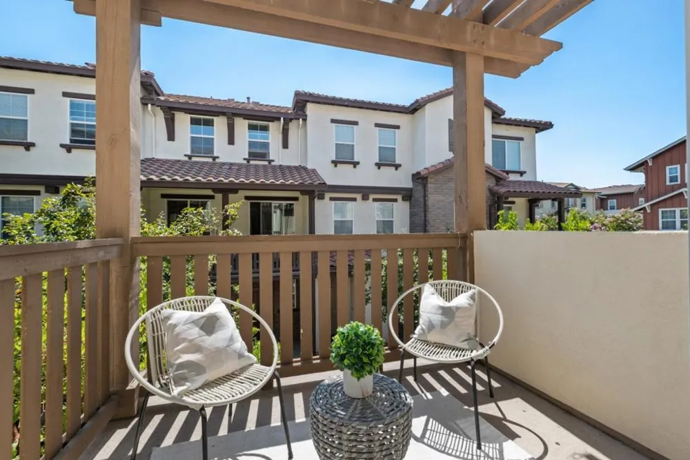 1052 Chamomile San Jose, CA 95133