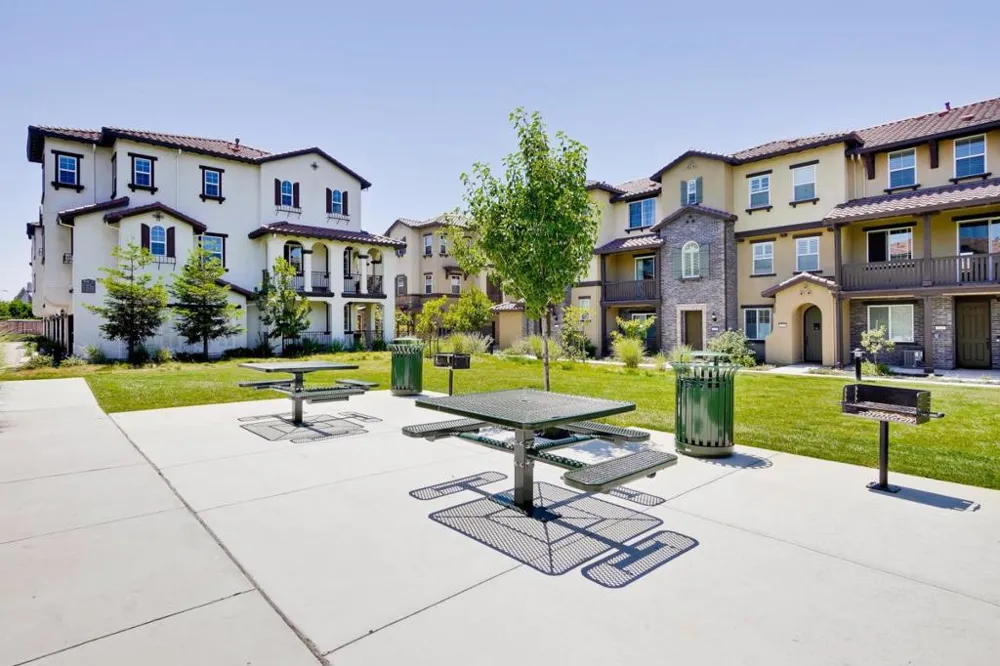 1052 Chamomile San Jose, CA 95133