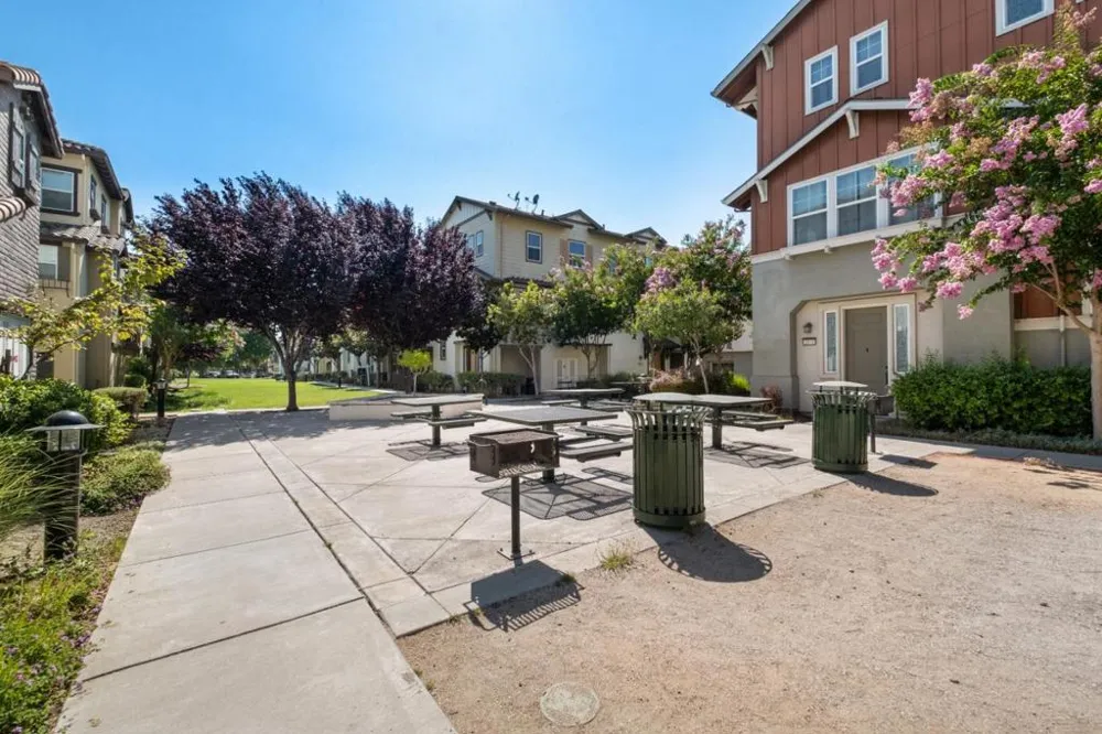 1052 Chamomile San Jose, CA 95133
