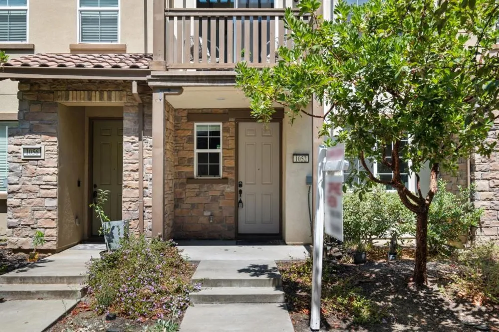 1052 Chamomile San Jose, CA 95133