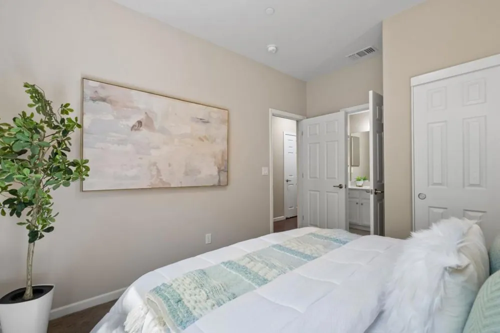 1052 Chamomile San Jose, CA 95133