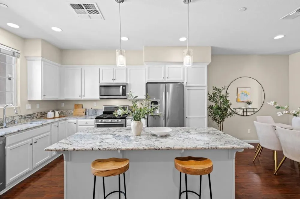 1052 Chamomile San Jose, CA 95133